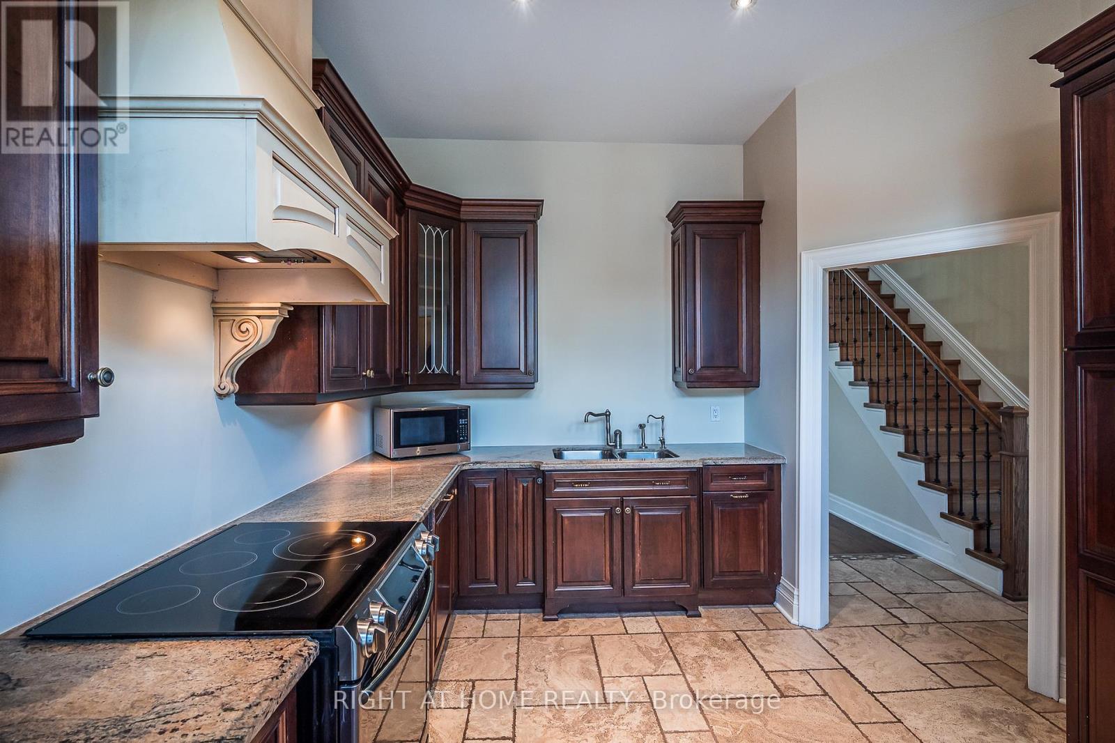 161 Cranbrooke Avenue, Toronto, Ontario  M5M 1M6 - Photo 19 - C12535852