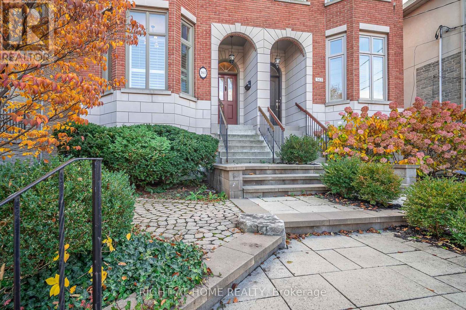 161 Cranbrooke Avenue, Toronto, Ontario  M5M 1M6 - Photo 4 - C12535852