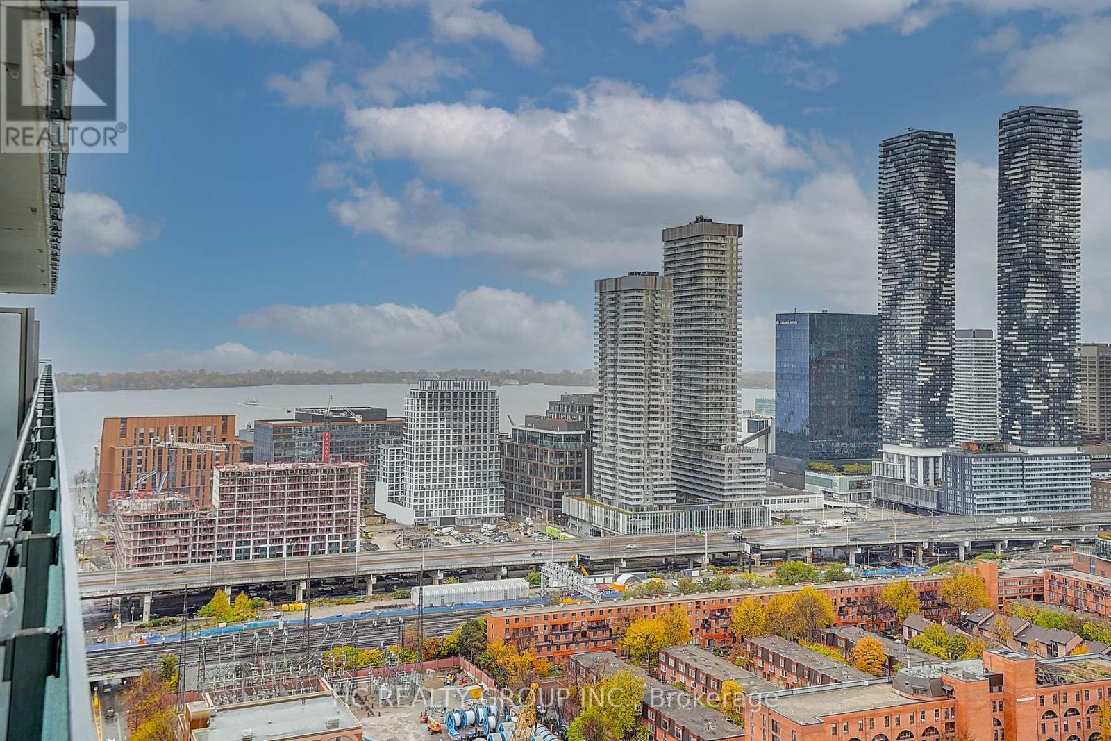 2830 - 135 Lower Sherbourne Street W, Toronto, Ontario  M5A 1Y4 - Photo 2 - C12535864