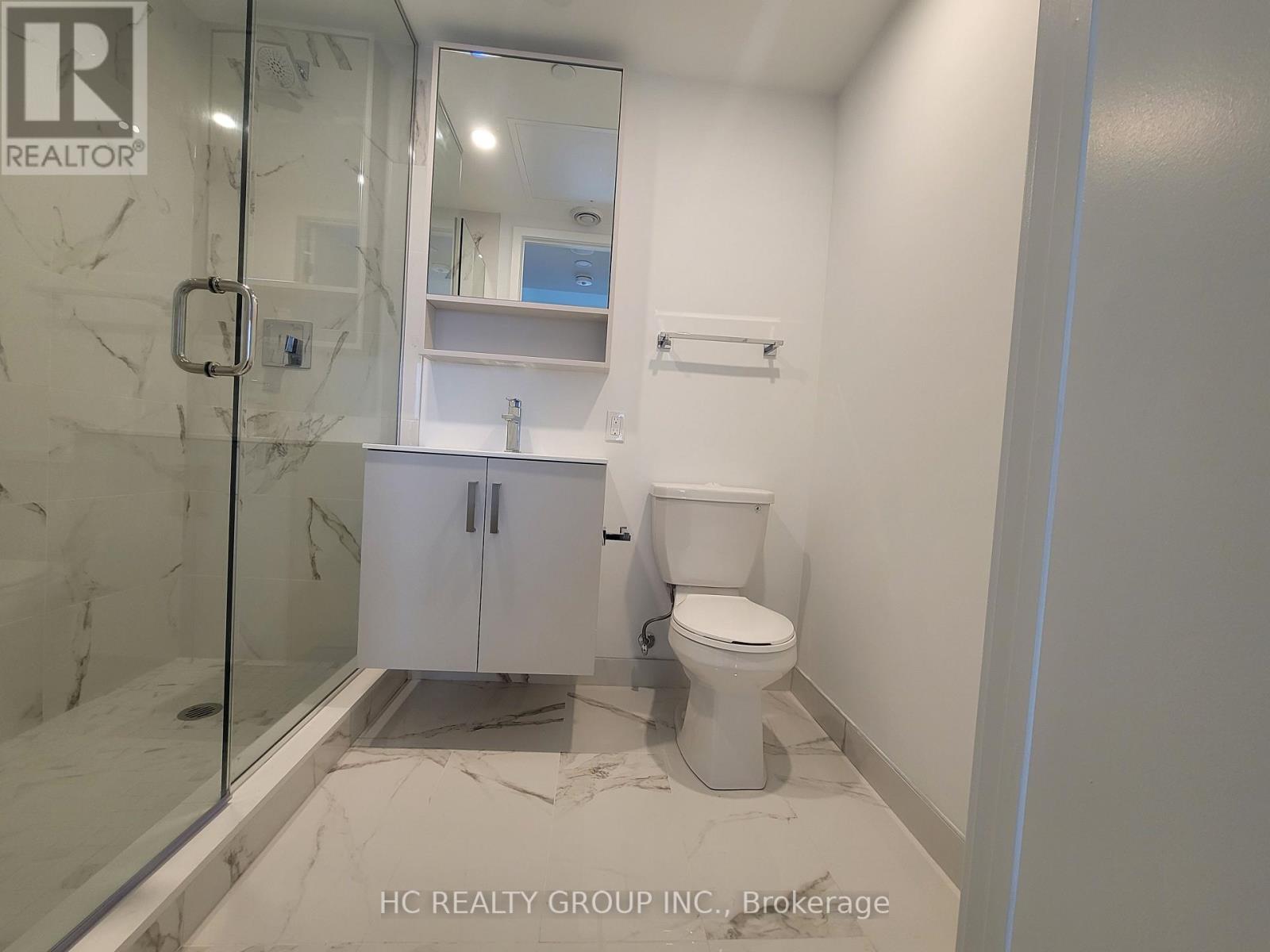 2207 - 88 Queen Street E, Toronto, Ontario  M5C 0B6 - Photo 11 - C12535876