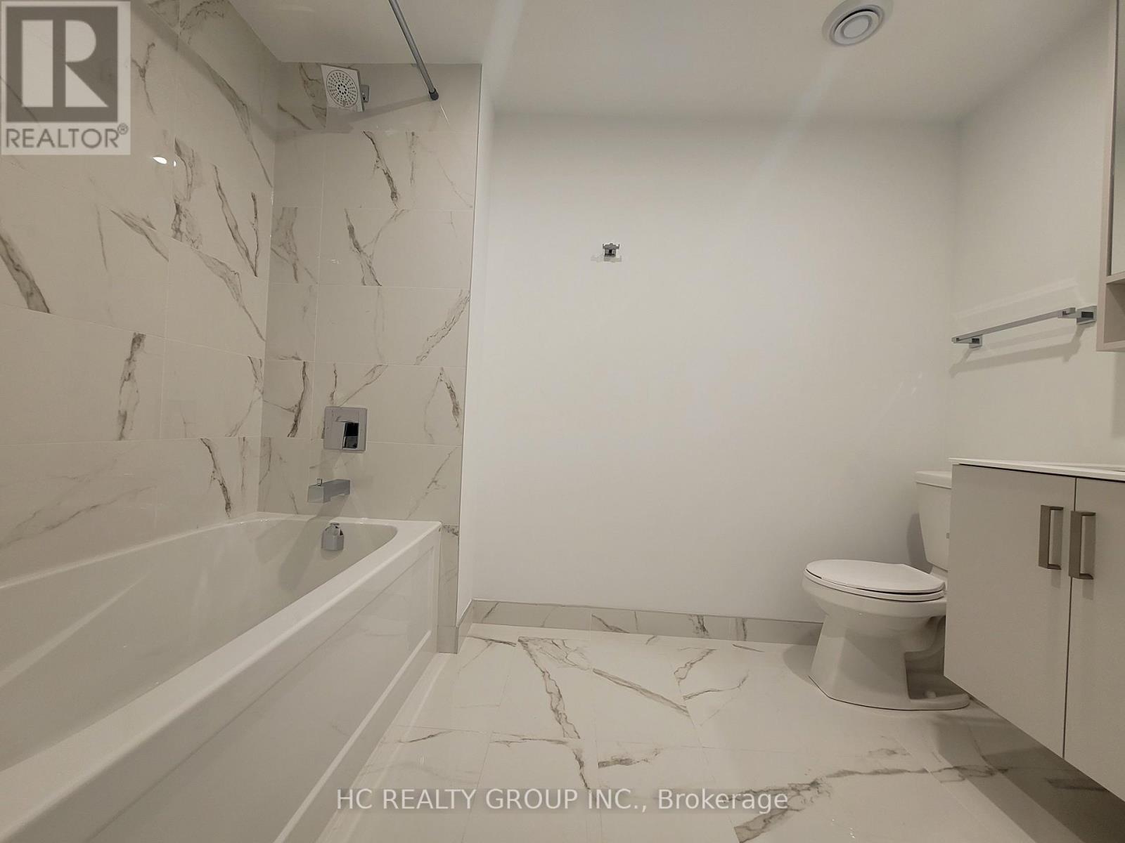 2207 - 88 Queen Street E, Toronto, Ontario  M5C 0B6 - Photo 14 - C12535876