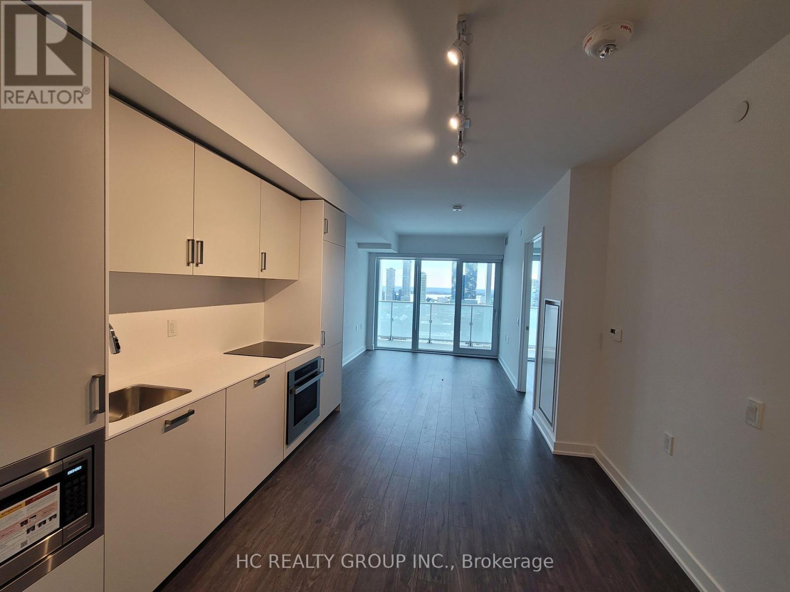 2207 - 88 Queen Street E, Toronto, Ontario  M5C 0B6 - Photo 2 - C12535876