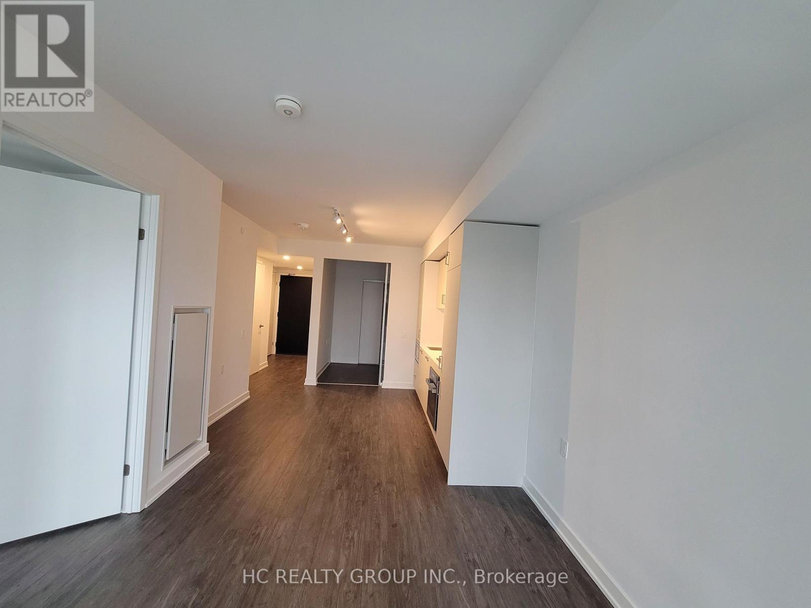 2207 - 88 Queen Street E, Toronto, Ontario  M5C 0B6 - Photo 5 - C12535876