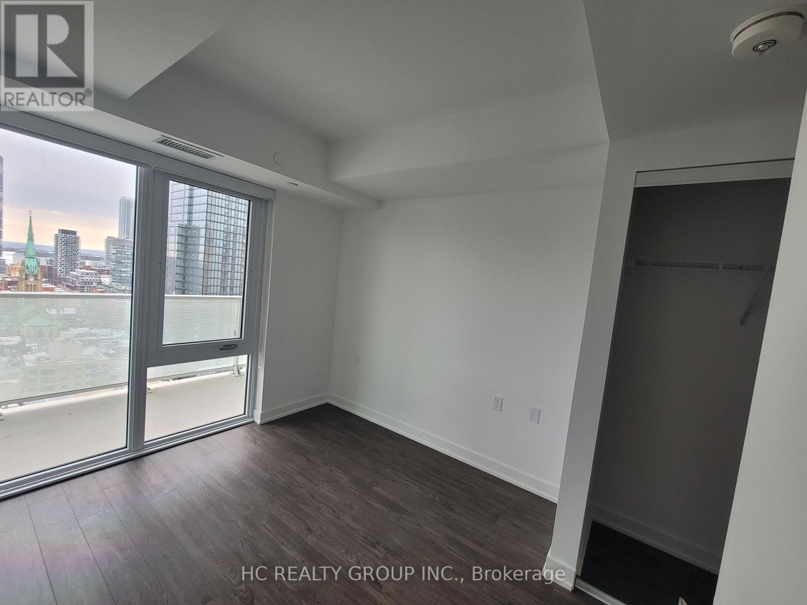 2207 - 88 Queen Street E, Toronto, Ontario  M5C 0B6 - Photo 6 - C12535876