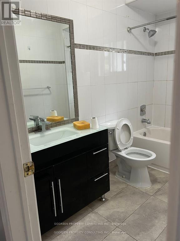 2285 Cottonwood Circle, Pickering, Ontario  L1X 2R1 - Photo 12 - E12535854