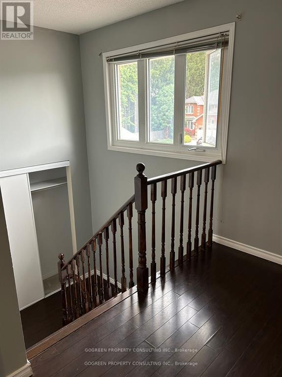 2285 Cottonwood Circle, Pickering, Ontario  L1X 2R1 - Photo 8 - E12535854