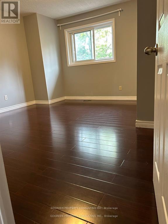 2285 Cottonwood Circle, Pickering, Ontario  L1X 2R1 - Photo 9 - E12535854