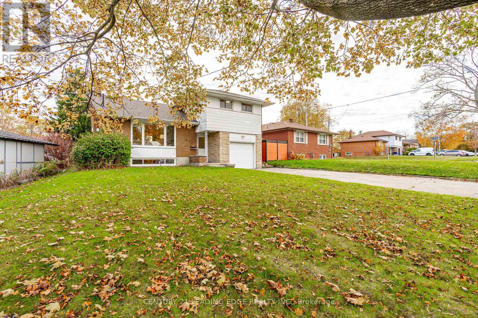 507 Juliana Drive S, Oshawa, Ontario  L1G 2G1 - Photo 2 - E12535860