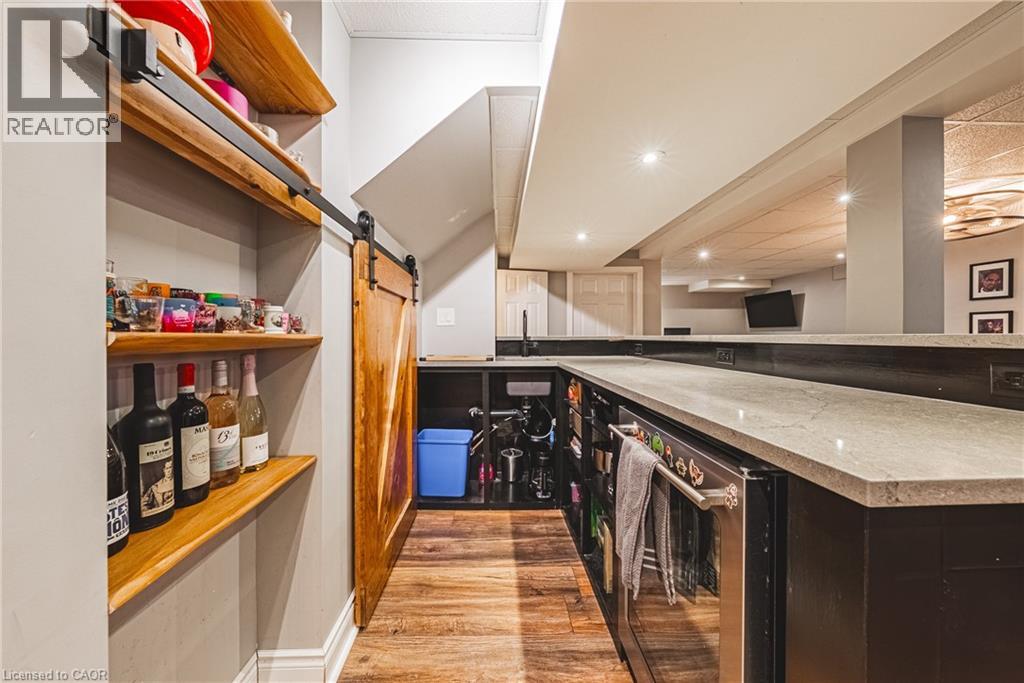 307 East 33rd Street, Hamilton, Ontario  L8V 3T9 - Photo 33 - 40787031