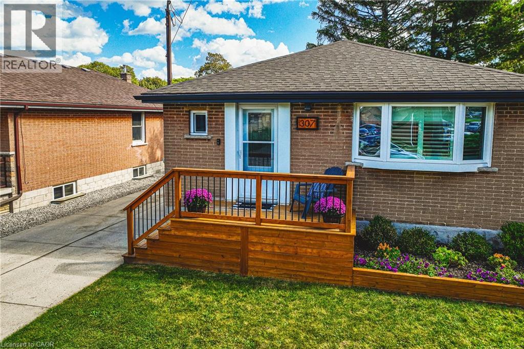 307 East 33rd Street, Hamilton, Ontario  L8V 3T9 - Photo 6 - 40787031