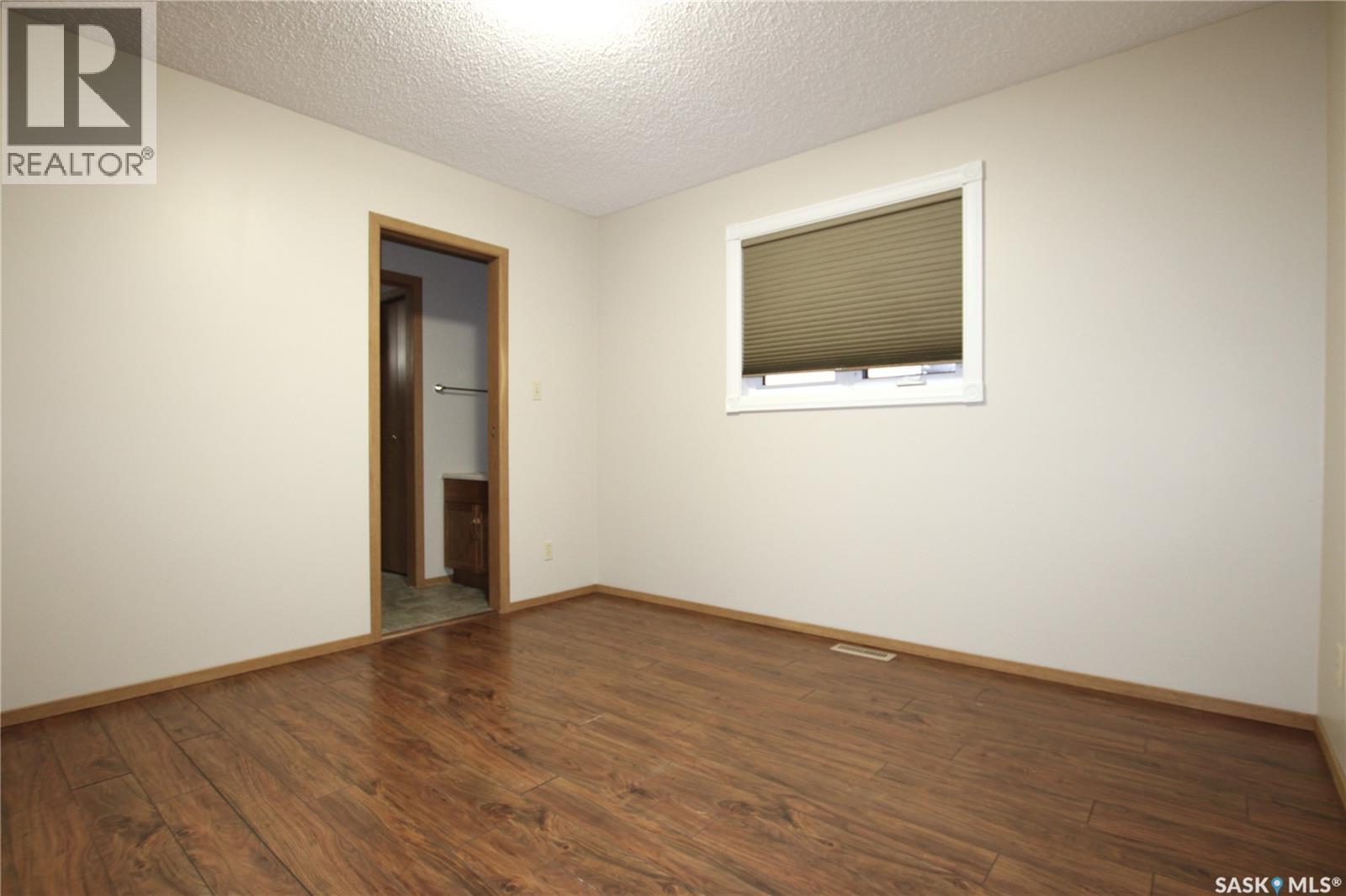 388 Darlington Street E, Yorkton, Saskatchewan  S3N 3Y9 - Photo 14 - SK023850