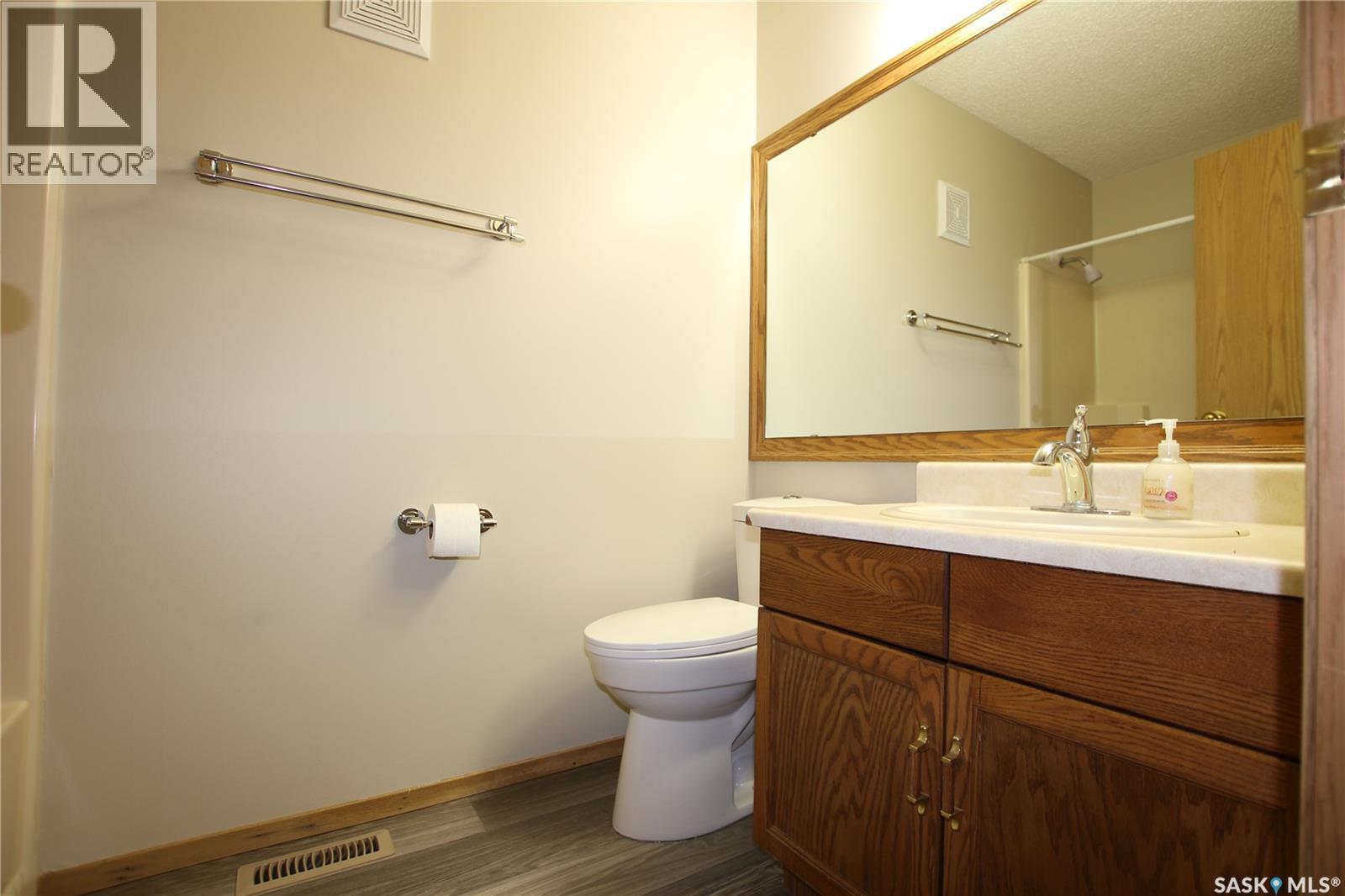 388 Darlington Street E, Yorkton, Saskatchewan  S3N 3Y9 - Photo 22 - SK023850