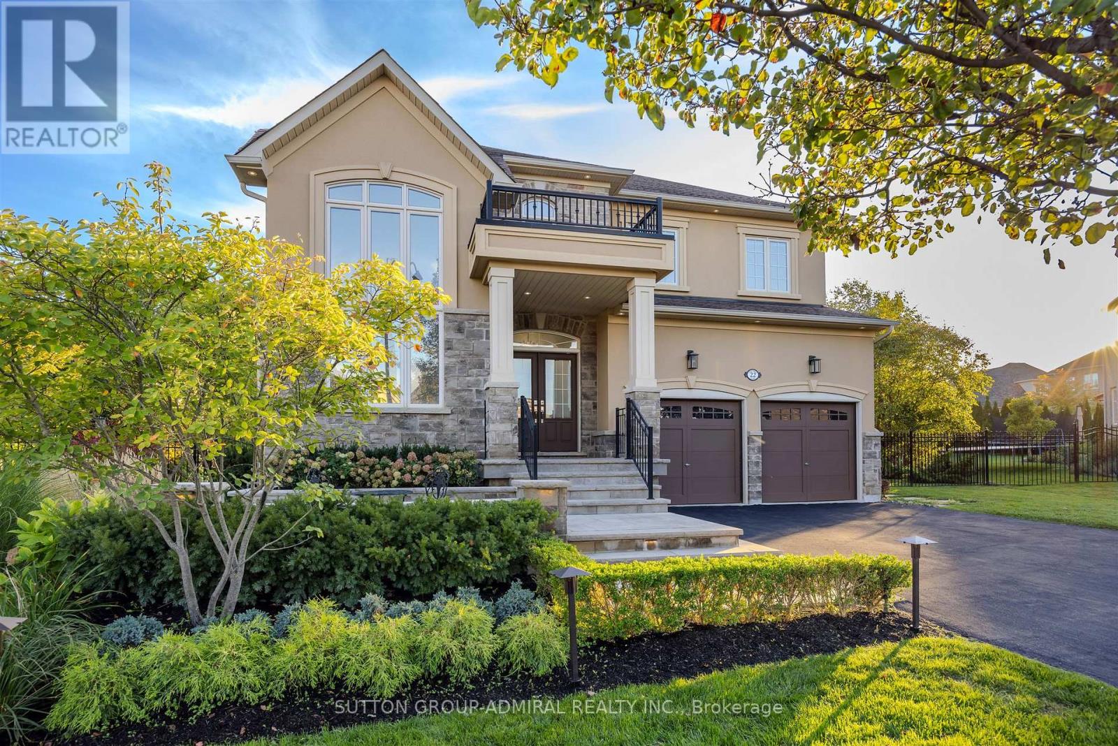 22 JAMES BOWMAN COURT, King, Ontario