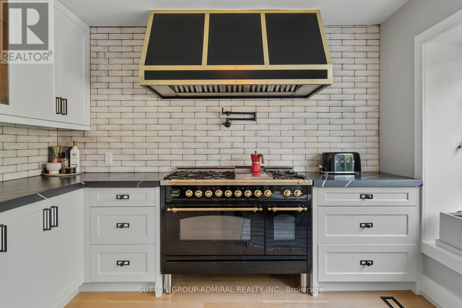 18 Tannery Court, Richmond Hill, Ontario  L4C 7V4 - Photo 18 - N12483686