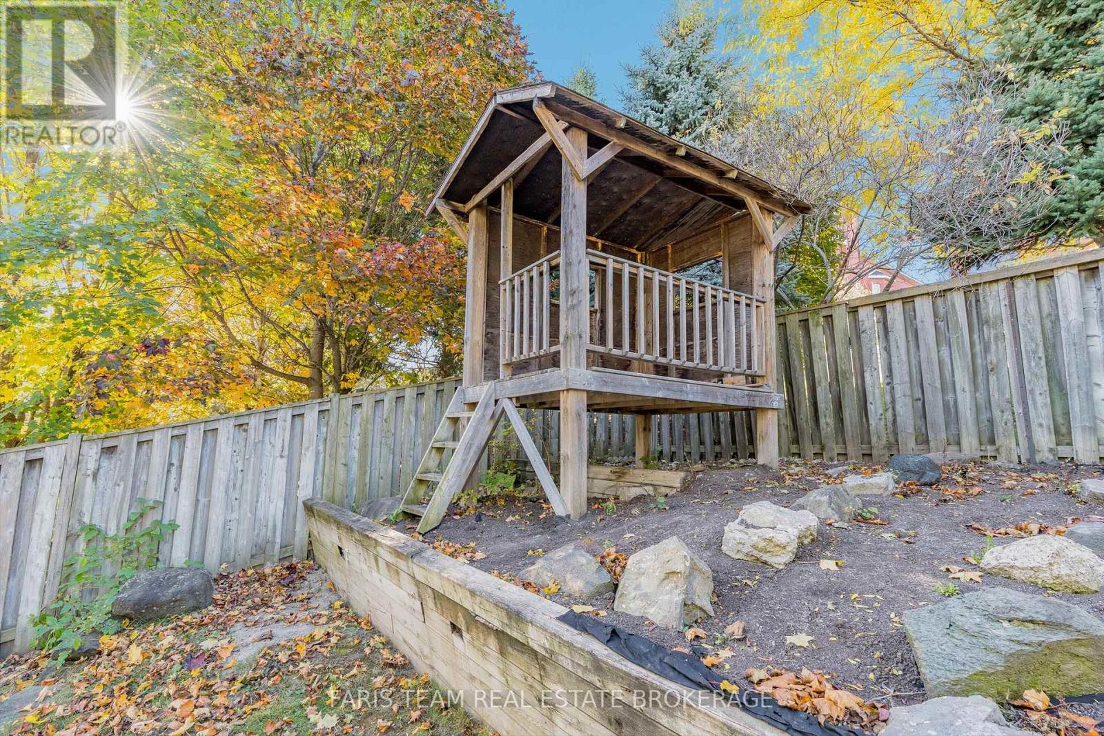 23 Royal Court, Bradford West Gwillimbury (Bradford), Ontario  L3Z 2P5 - Photo 46 - N12495480