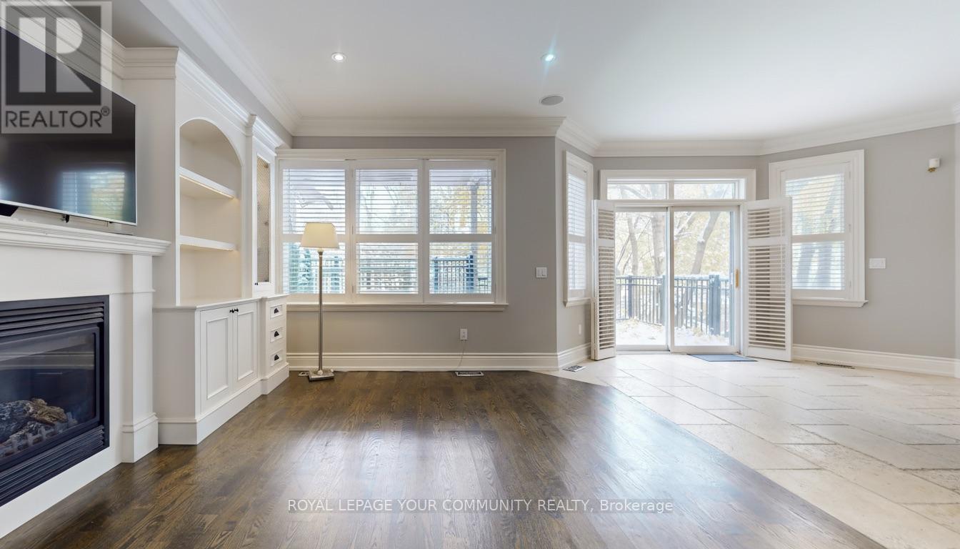 83 Hunt Avenue, Richmond Hill, Ontario  L4C 4H1 - Photo 12 - N12535842