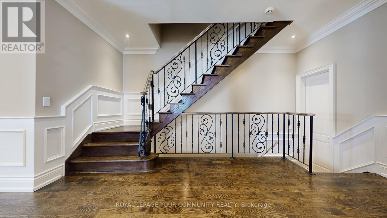 83 Hunt Avenue, Richmond Hill, Ontario  L4C 4H1 - Photo 19 - N12535842