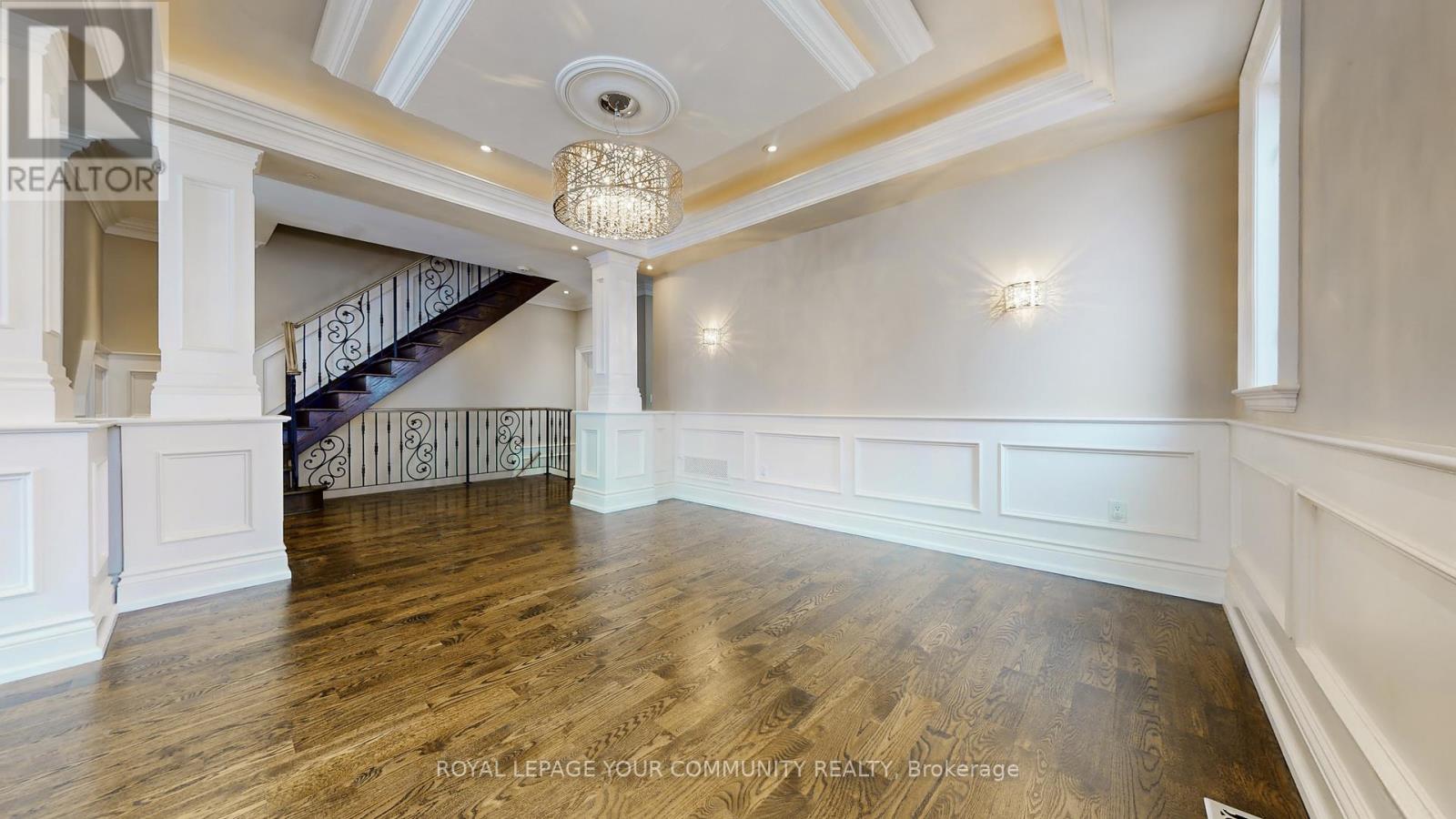 83 Hunt Avenue, Richmond Hill, Ontario  L4C 4H1 - Photo 8 - N12535842