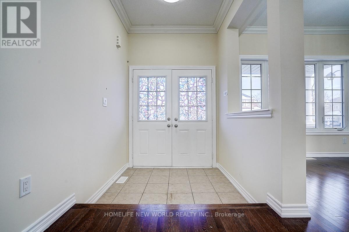 468 Roy Rainey Avenue, Markham, Ontario  L6E 2H6 - Photo 2 - N12535850