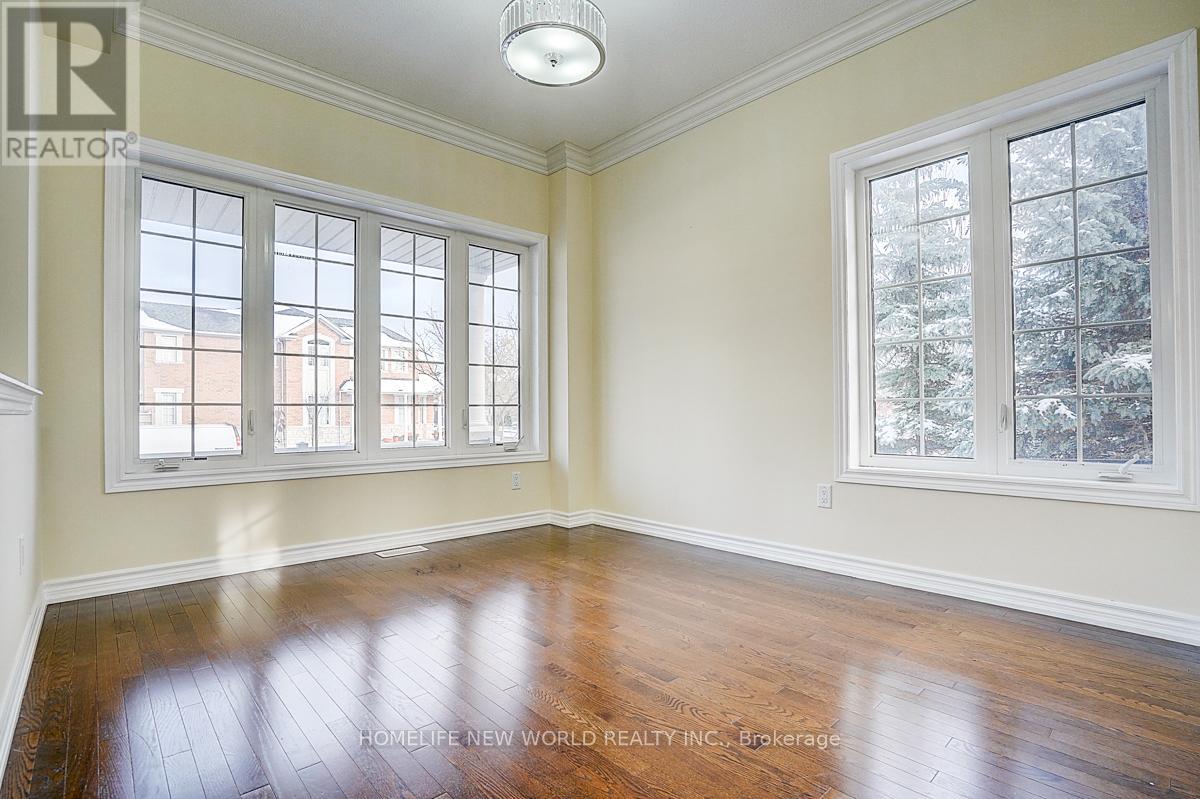 468 Roy Rainey Avenue, Markham, Ontario  L6E 2H6 - Photo 4 - N12535850