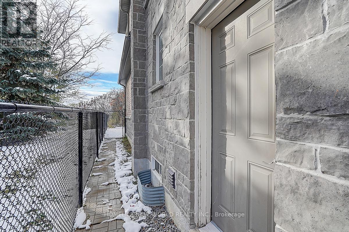 468 Roy Rainey Avenue, Markham, Ontario  L6E 2H6 - Photo 47 - N12535850