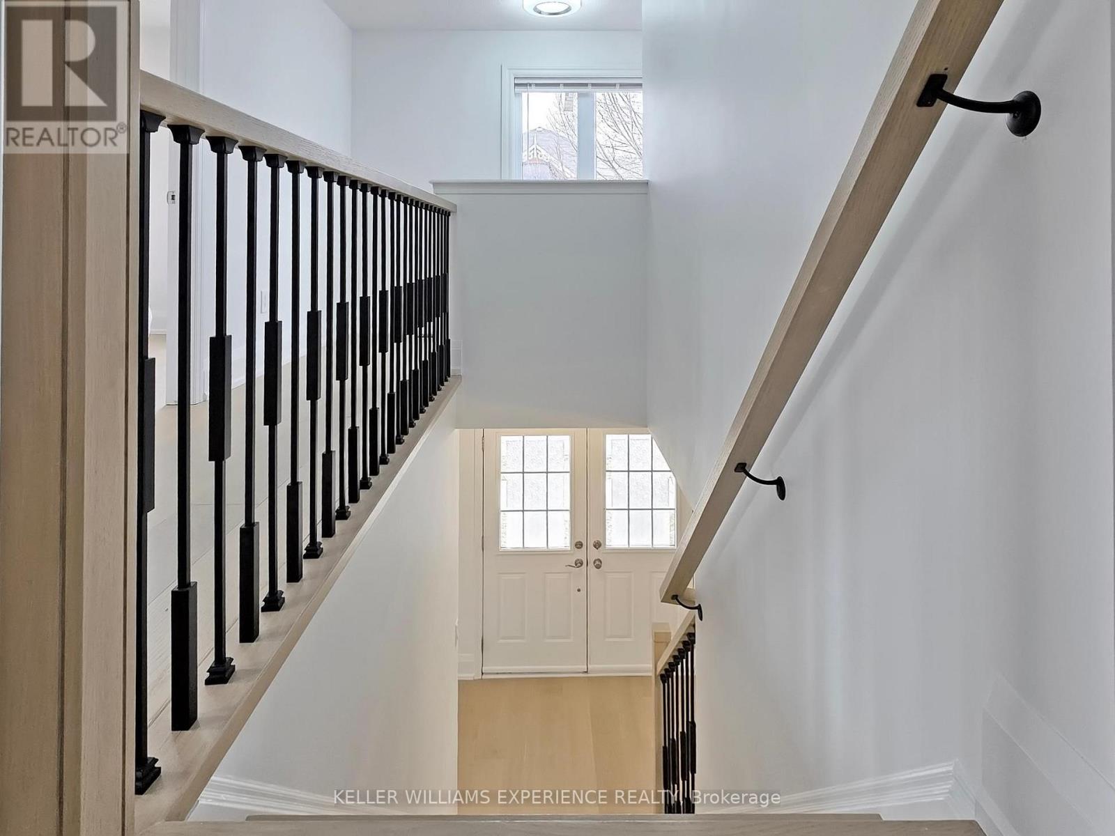 33 Hopper Lane, Newmarket, Ontario  L3X 3J6 - Photo 25 - N12535894