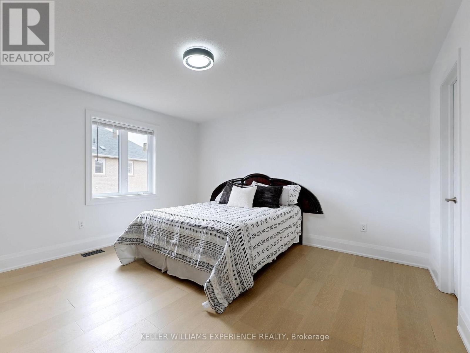 33 Hopper Lane, Newmarket, Ontario  L3X 3J6 - Photo 27 - N12535894