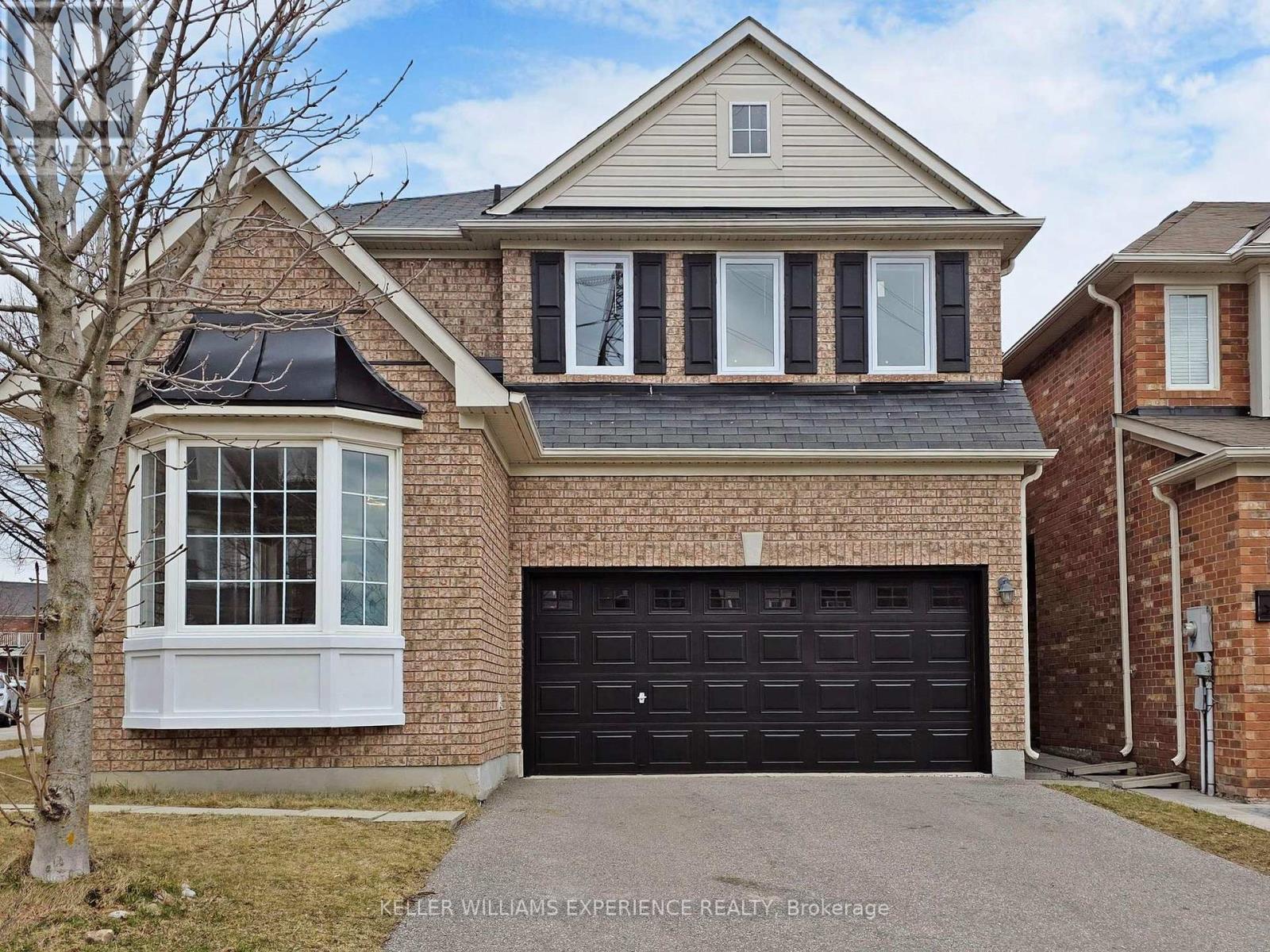 33 Hopper Lane, Newmarket, Ontario  L3X 3J6 - Photo 3 - N12535894
