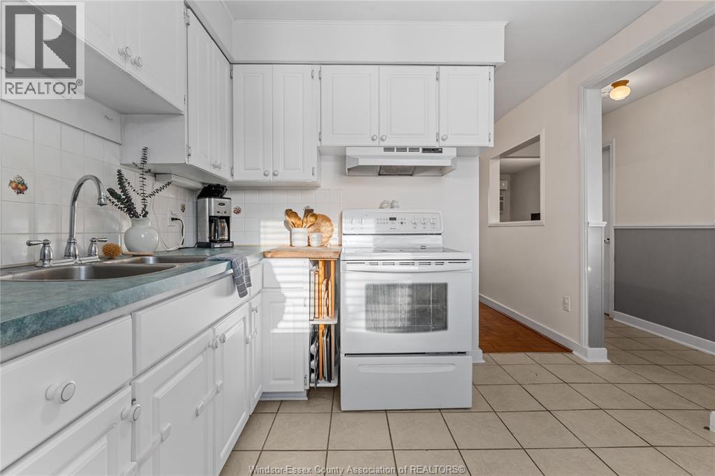 2888 Meadowbrook Lane Unit# 44, Windsor, Ontario  N8T 3C3 - Photo 7 - 25028256