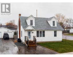 251 Tenth Avenue, Lively, Ontario