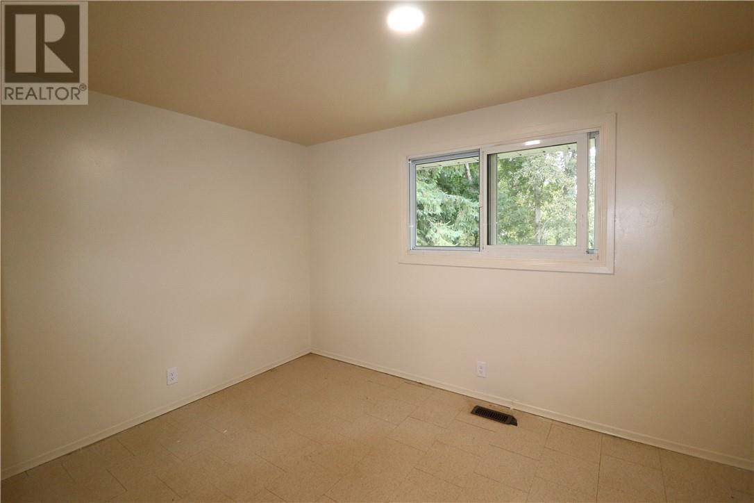 2145 Madison Avenue, Greater Sudbury, Ontario  P3A 2P7 - Photo 12 - 2125588