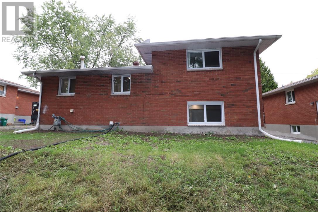 2145 Madison Avenue, Greater Sudbury, Ontario  P3A 2P7 - Photo 30 - 2125588