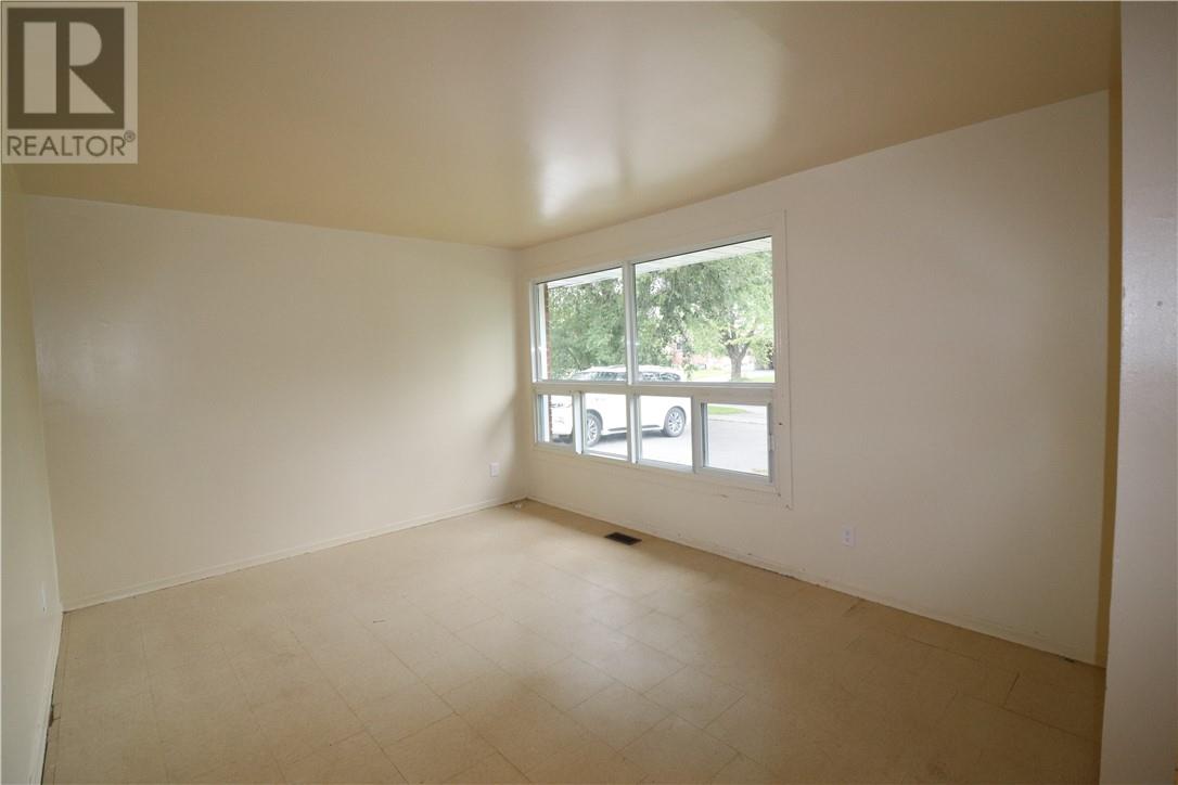 2145 Madison Avenue, Greater Sudbury, Ontario  P3A 2P7 - Photo 5 - 2125588