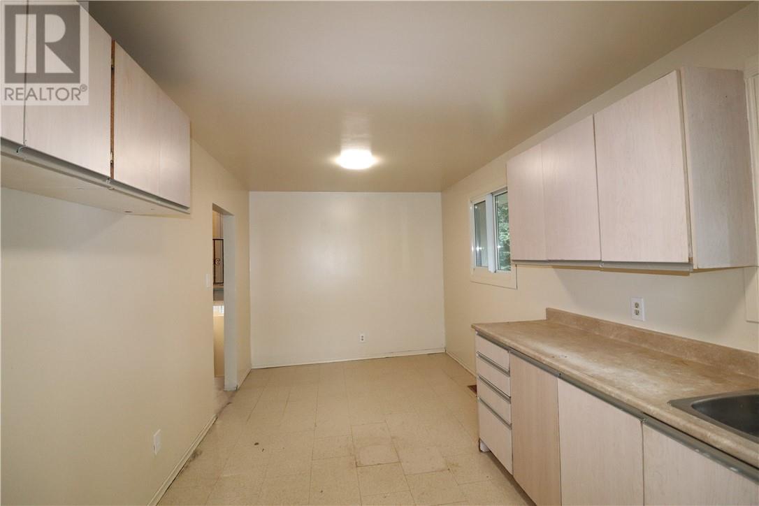 2145 Madison Avenue, Greater Sudbury, Ontario  P3A 2P7 - Photo 9 - 2125588