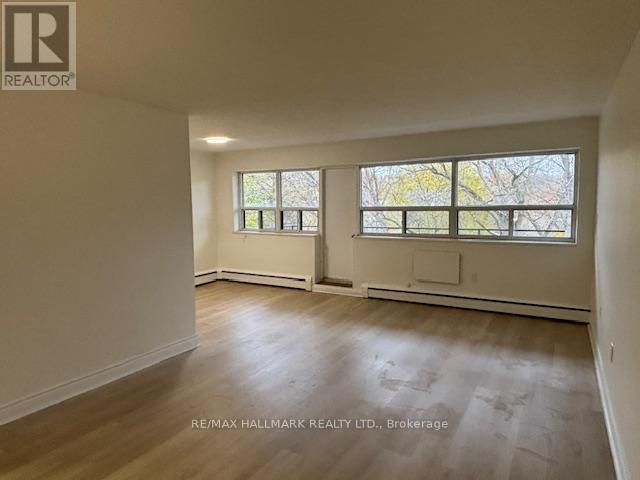 204 - 159 STEPHEN DRIVE, Toronto, Ontario