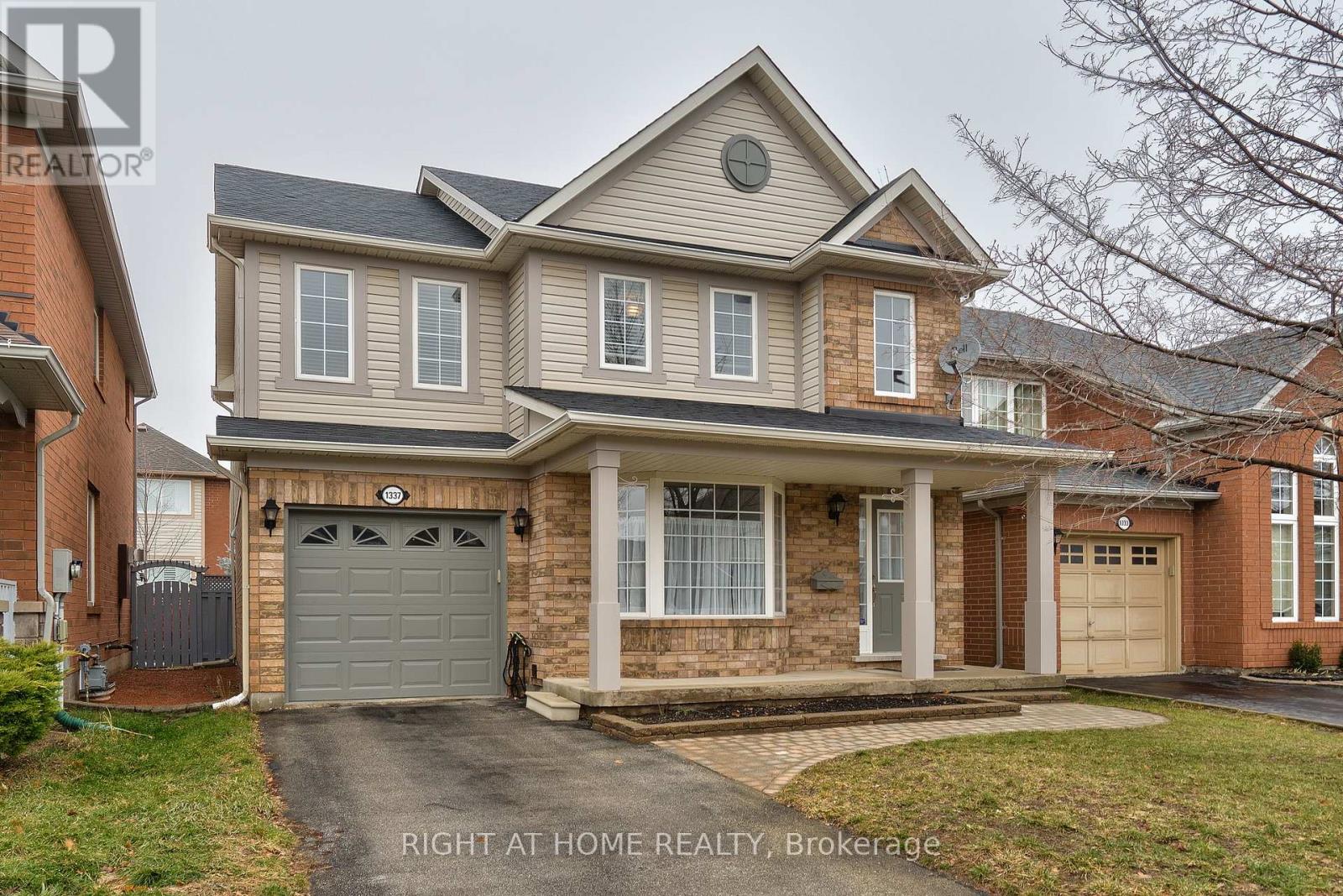 1337 GOLDHAWK TRAIL, Oakville, Ontario