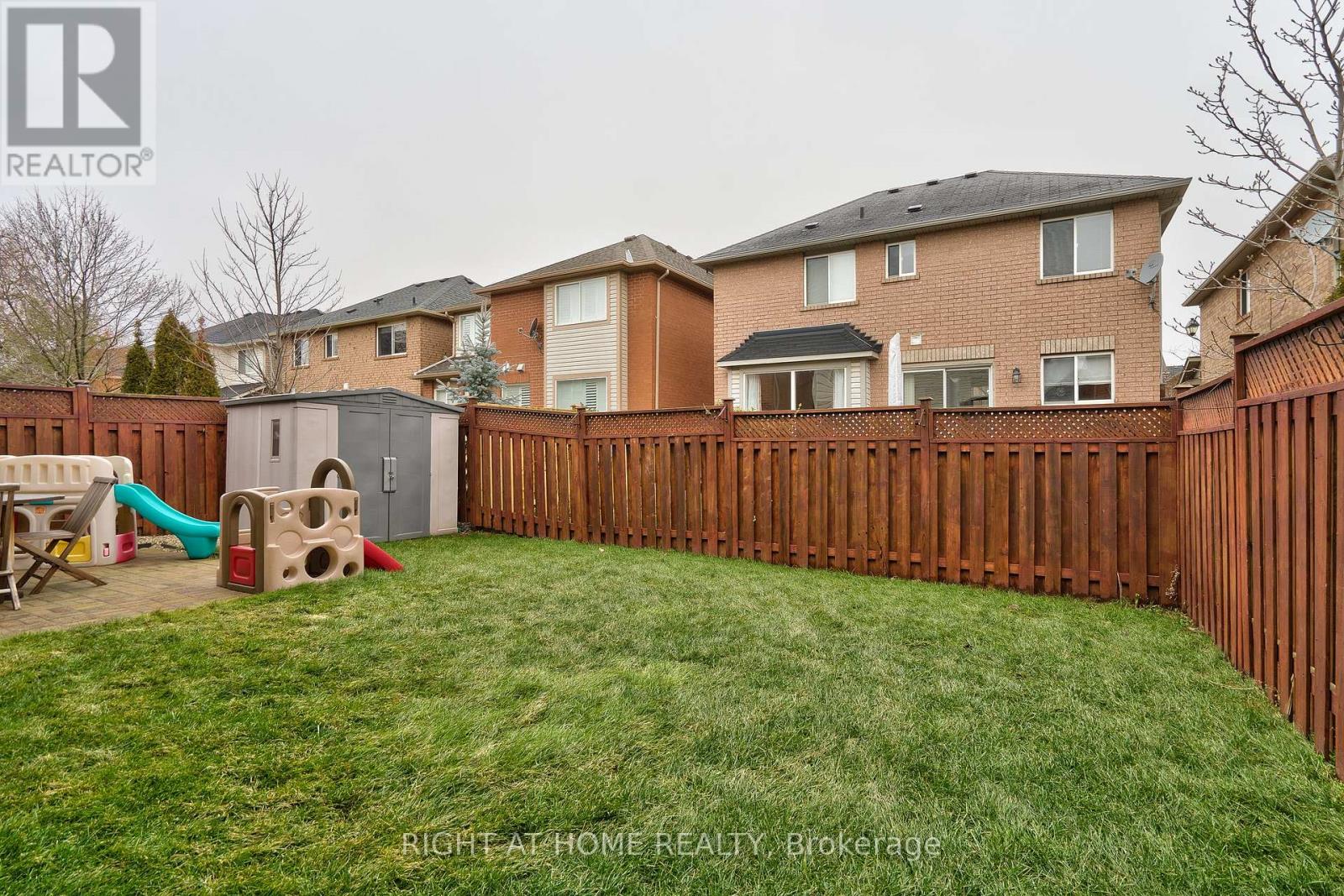 1337 Goldhawk Trail, Oakville, Ontario  L6M 3Y6 - Photo 24 - W12535834