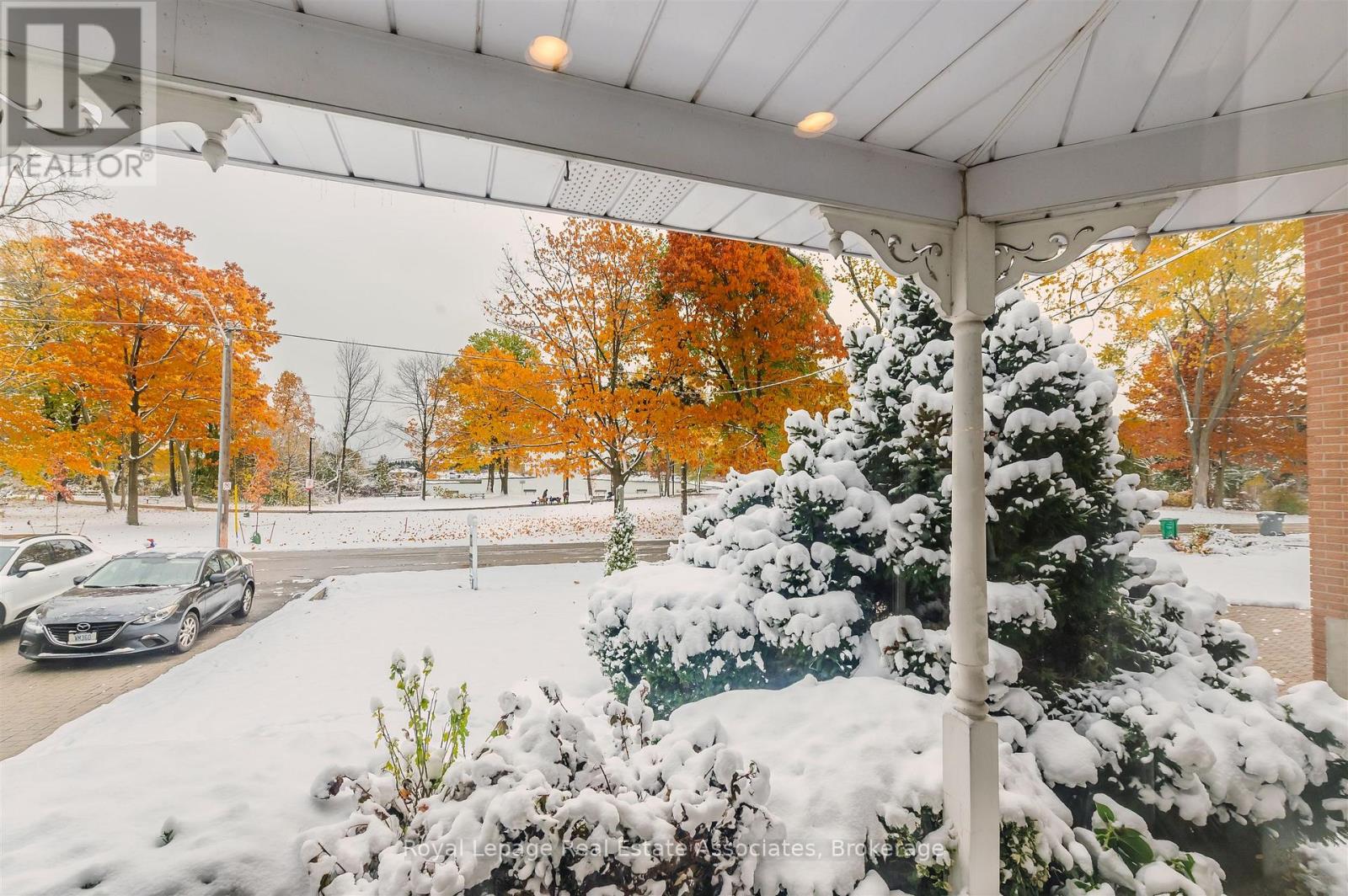 599 Lakeside Avenue, Mississauga, Ontario  L5G 1N7 - Photo 15 - W12535838