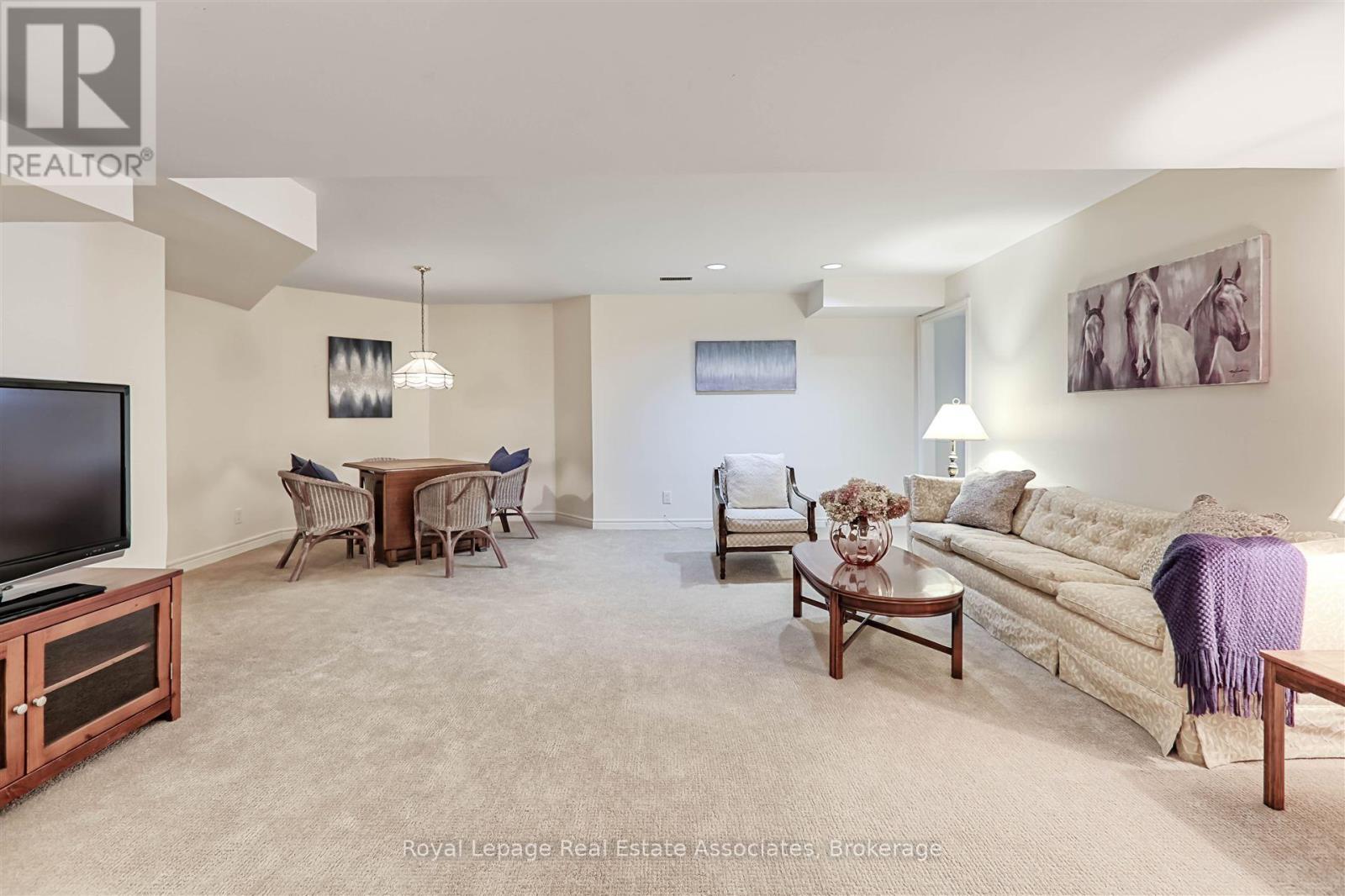 599 Lakeside Avenue, Mississauga, Ontario  L5G 1N7 - Photo 32 - W12535838