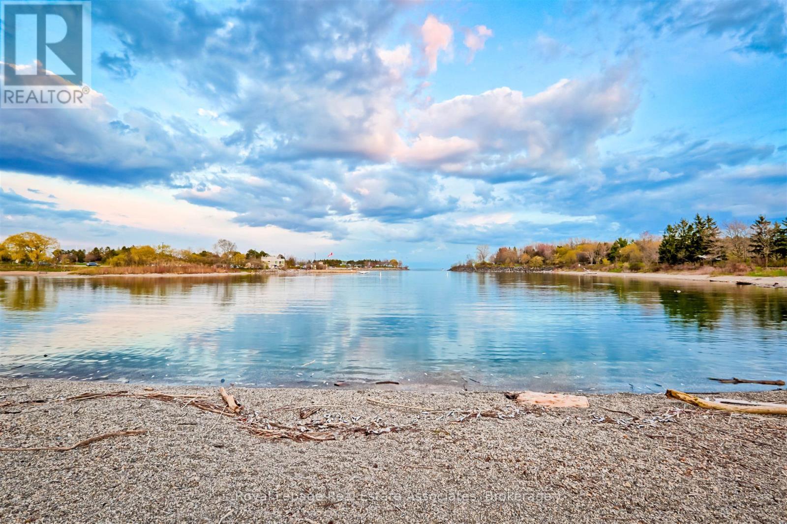 599 Lakeside Avenue, Mississauga, Ontario  L5G 1N7 - Photo 44 - W12535838