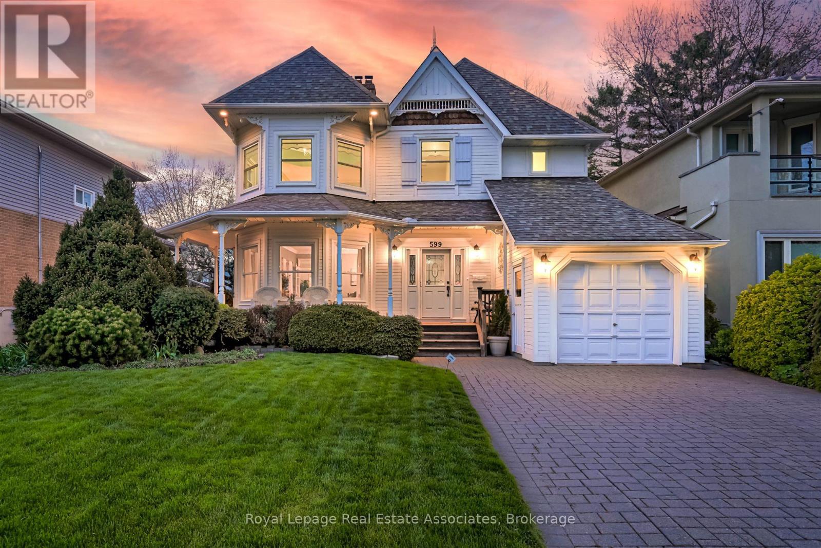 599 Lakeside Avenue, Mississauga, Ontario  L5G 1N7 - Photo 7 - W12535838