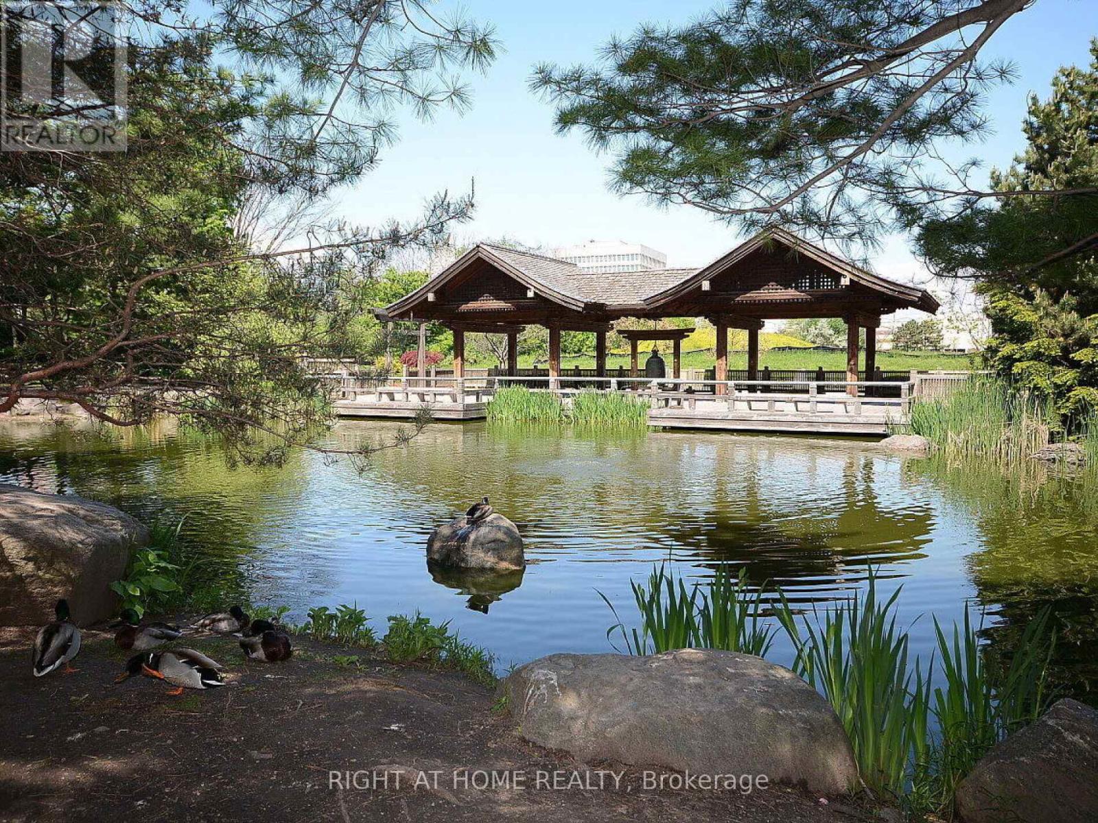 1208 - 285 Enfield Place, Mississauga, Ontario  L5B 3Y6 - Photo 42 - W12535866