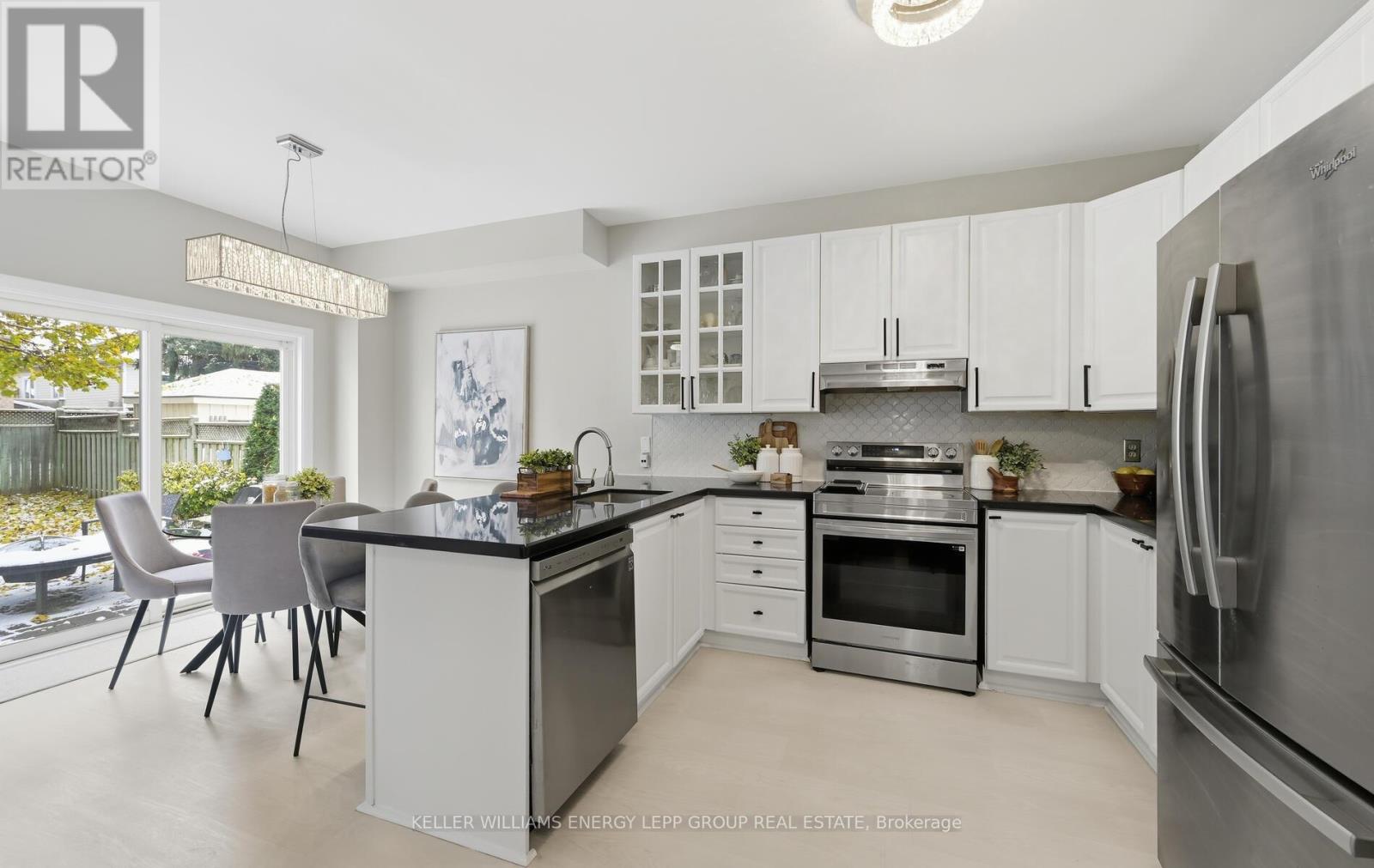 37 Melody Drive, Whitby, Ontario  L1M 1K6 - Photo 11 - E12536010