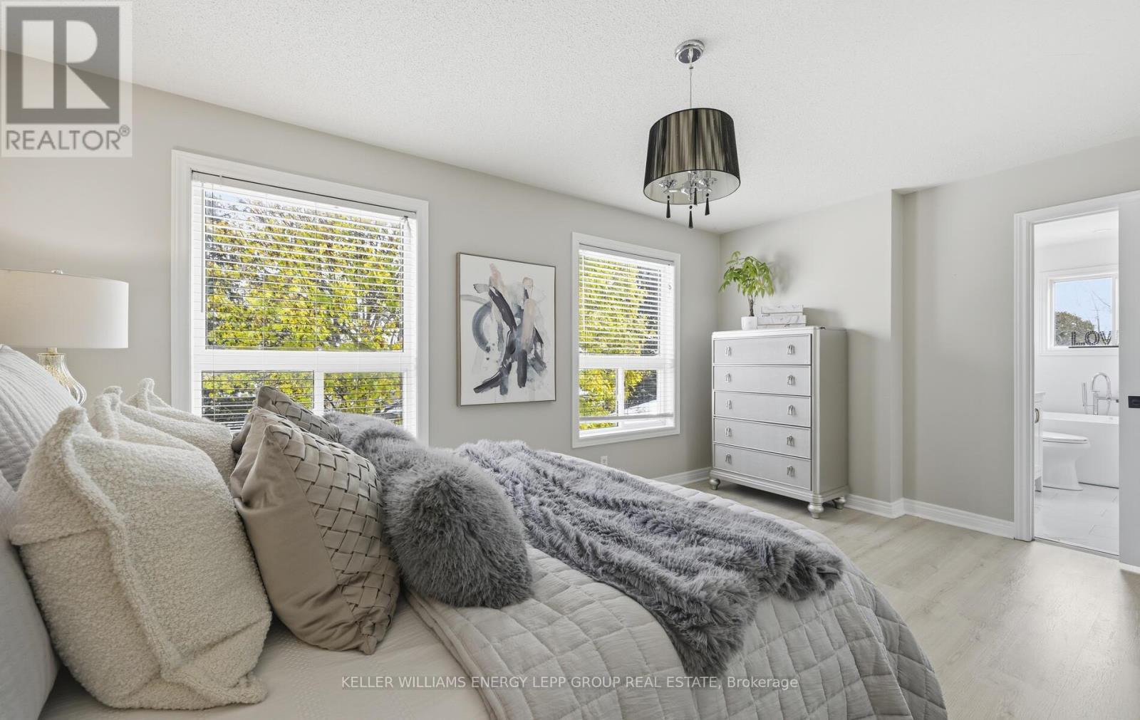 37 Melody Drive, Whitby, Ontario  L1M 1K6 - Photo 24 - E12536010