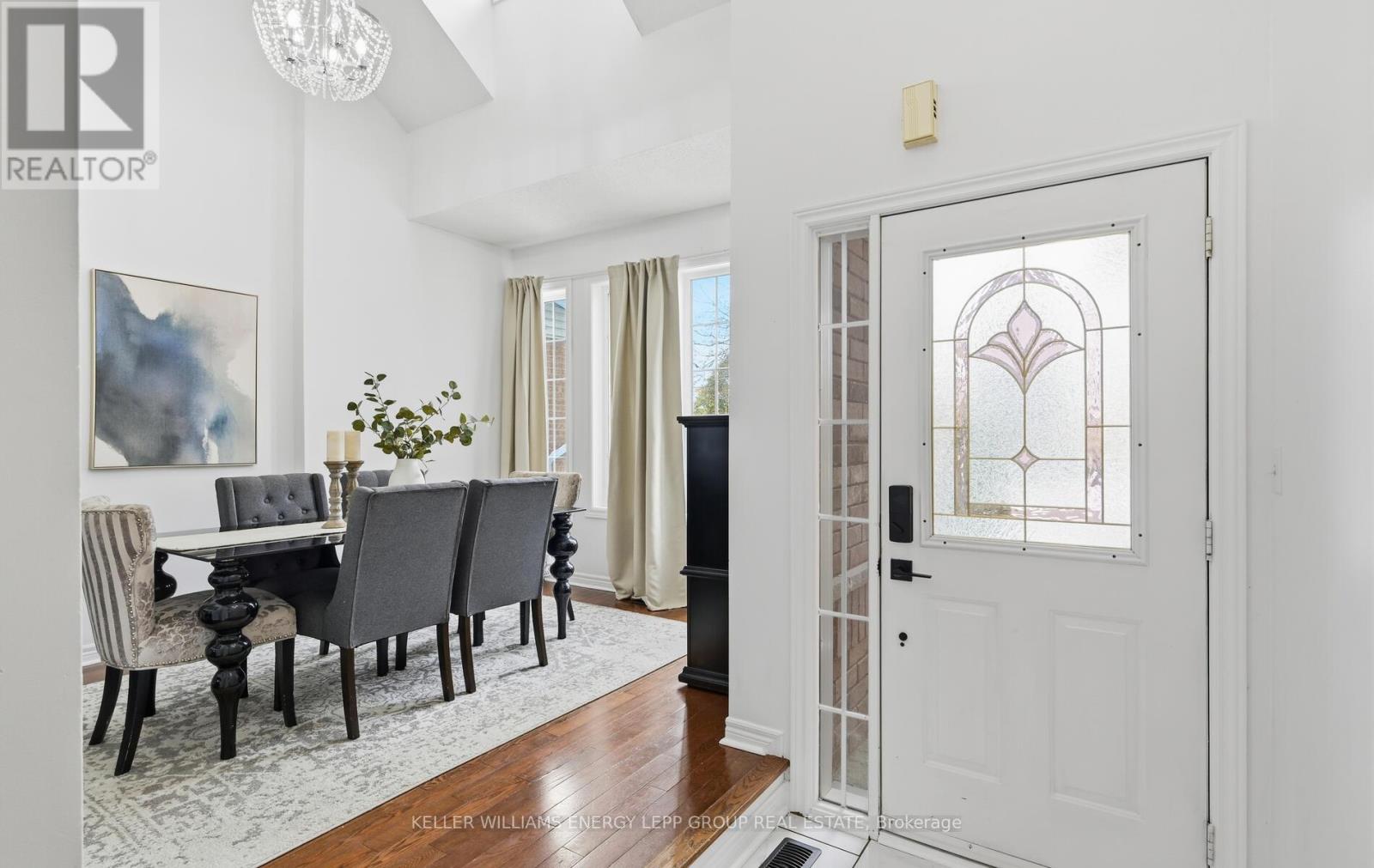 37 Melody Drive, Whitby, Ontario  L1M 1K6 - Photo 7 - E12536010