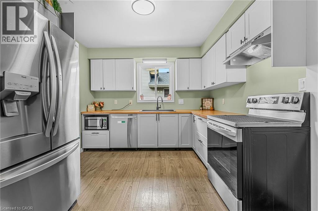 5880 Crimson Drive, Niagara Falls, Ontario  L2G 7T7 - Photo 12 - 40773648