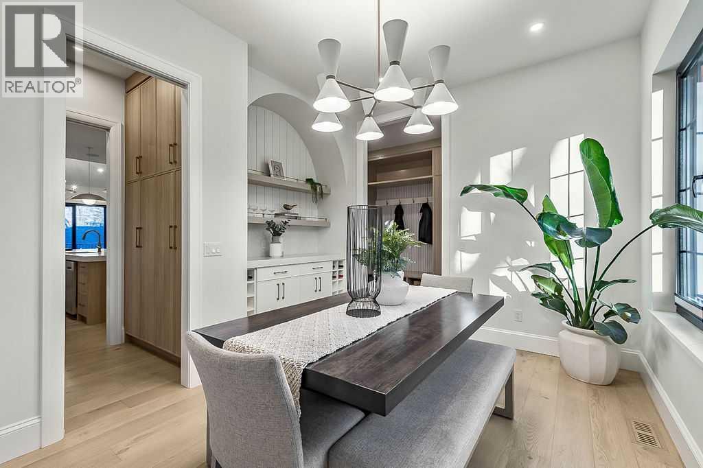 56 Lissington Drive Sw, Calgary, Alberta  T3E 5E3 - Photo 10 - A2268859