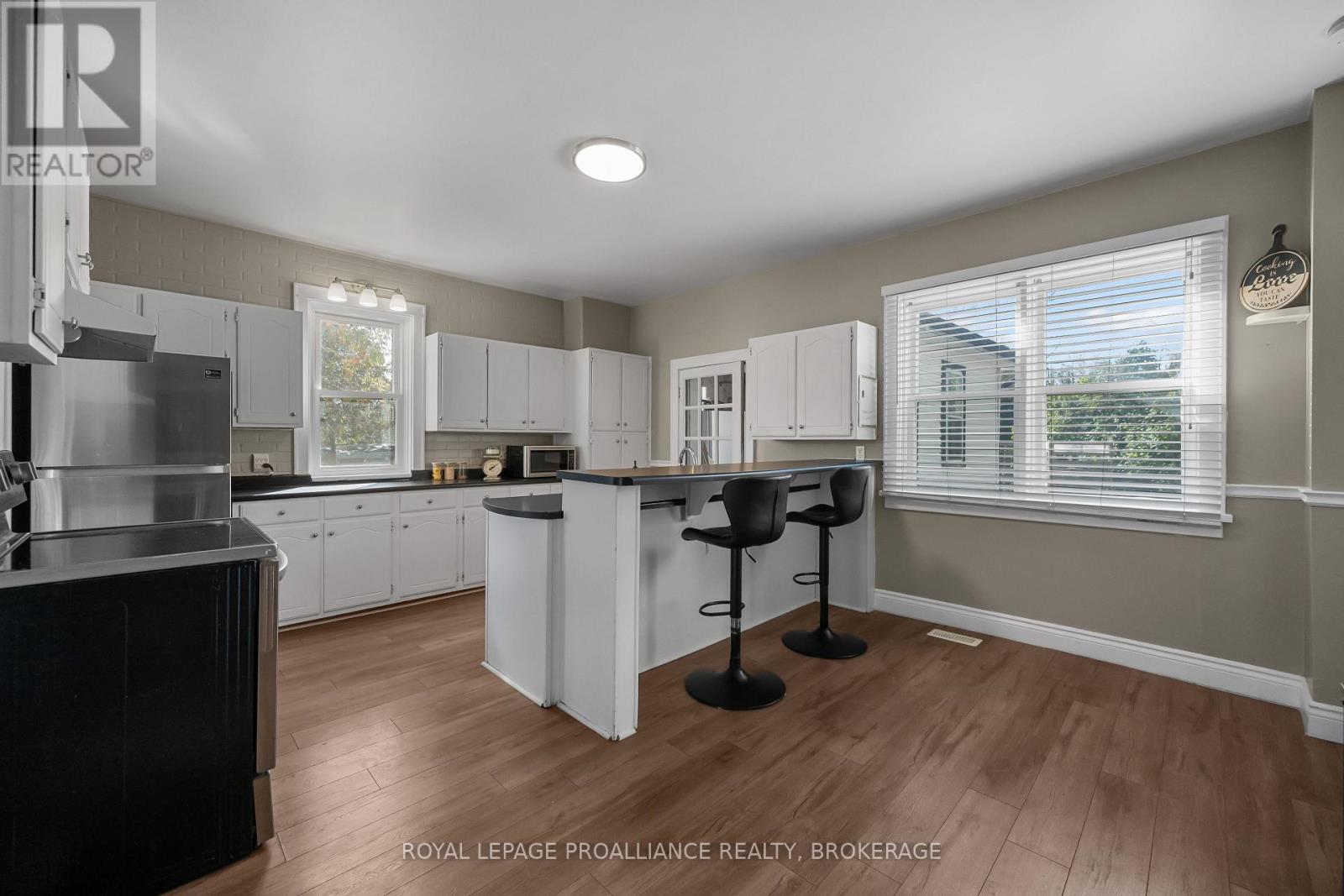 4376 Bellrock Road, Frontenac, Ontario K0H 2W0 - Photo 15 - X12536002