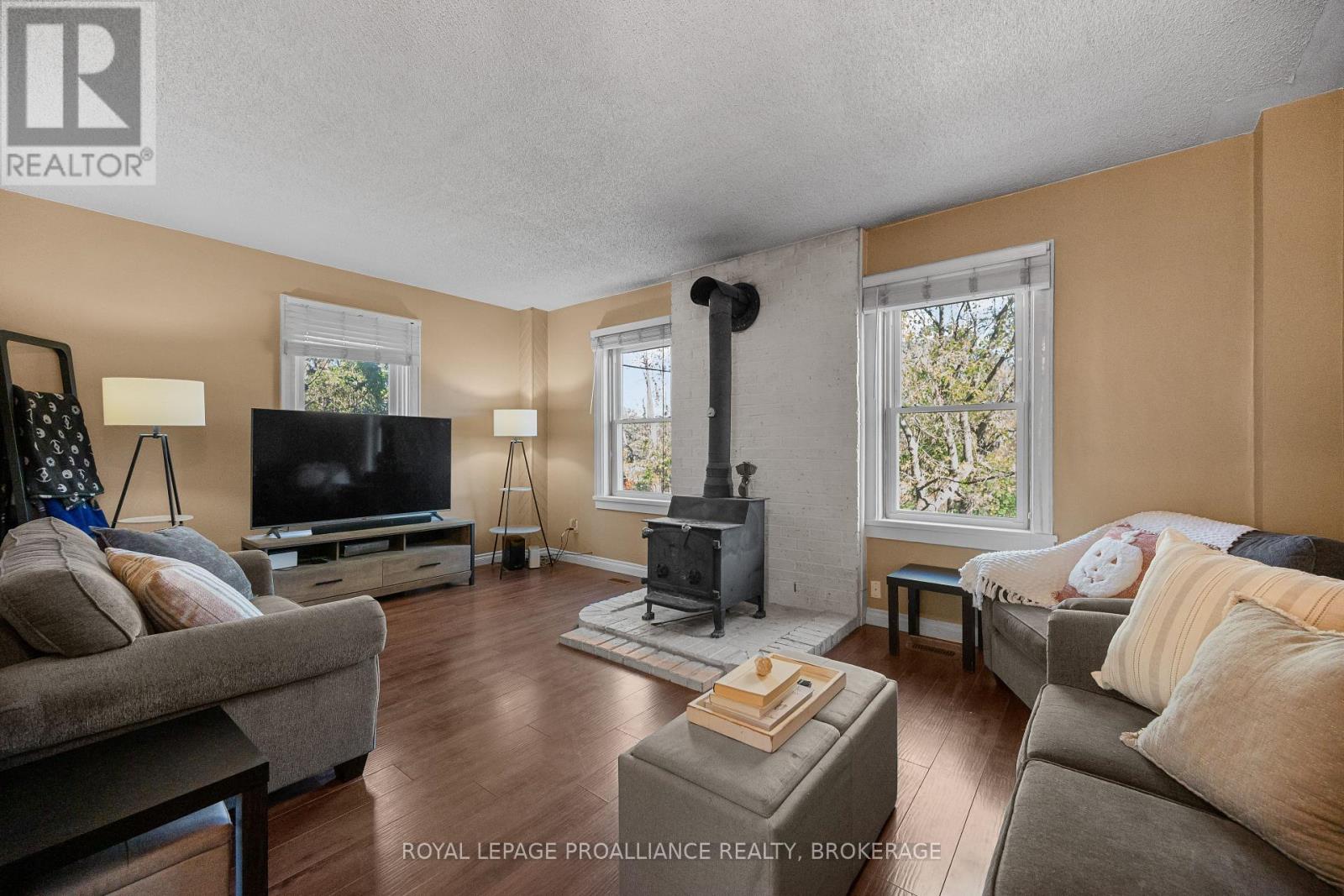 4376 Bellrock Road, Frontenac, Ontario K0H 2W0 - Photo 22 - X12536002