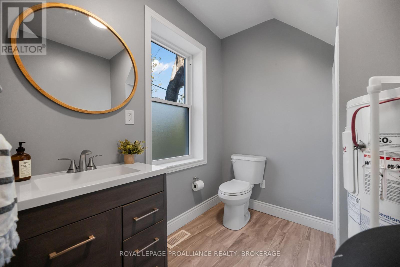 4376 Bellrock Road, Frontenac, Ontario K0H 2W0 - Photo 26 - X12536002